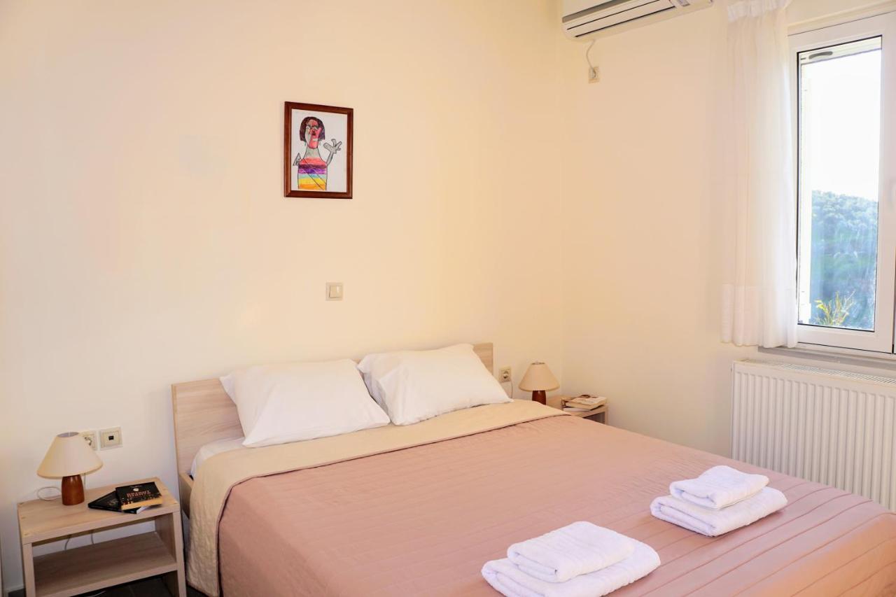 Olive Tree Hillside Apartment ستالوس المظهر الخارجي الصورة