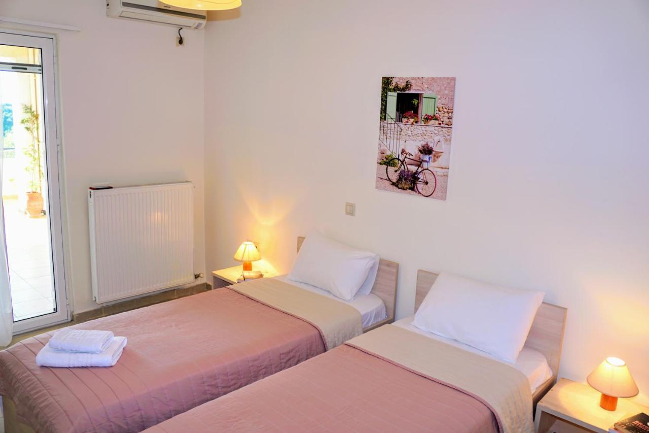 Olive Tree Hillside Apartment ستالوس المظهر الخارجي الصورة