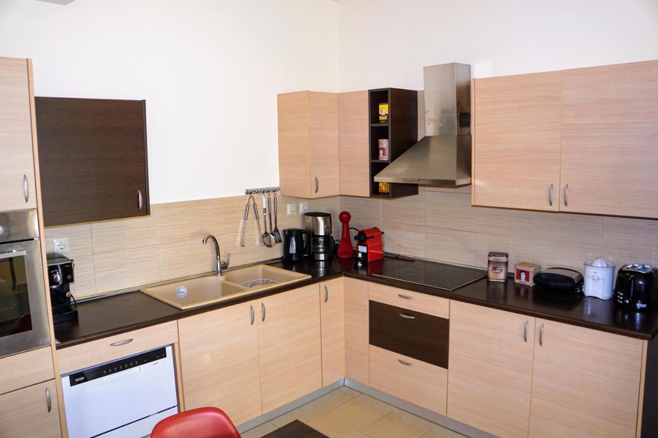 Olive Tree Hillside Apartment ستالوس المظهر الخارجي الصورة