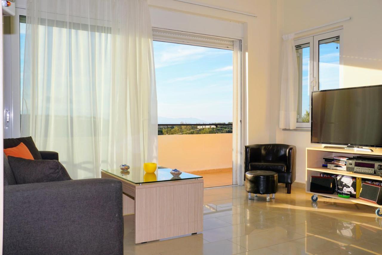 Olive Tree Hillside Apartment ستالوس المظهر الخارجي الصورة