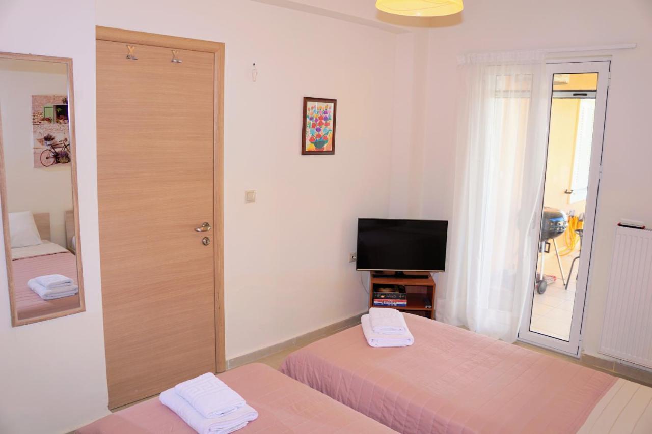 Olive Tree Hillside Apartment ستالوس المظهر الخارجي الصورة