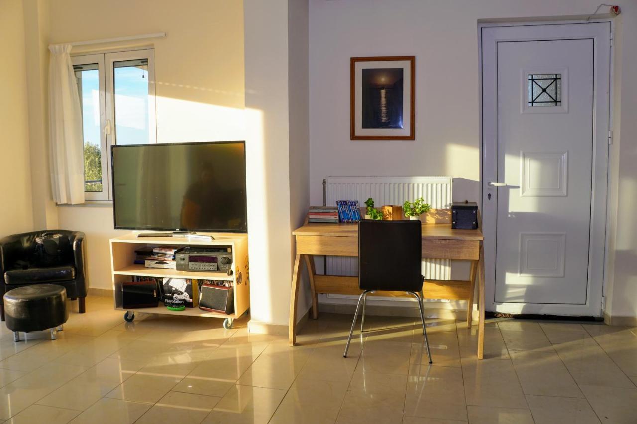Olive Tree Hillside Apartment ستالوس المظهر الخارجي الصورة