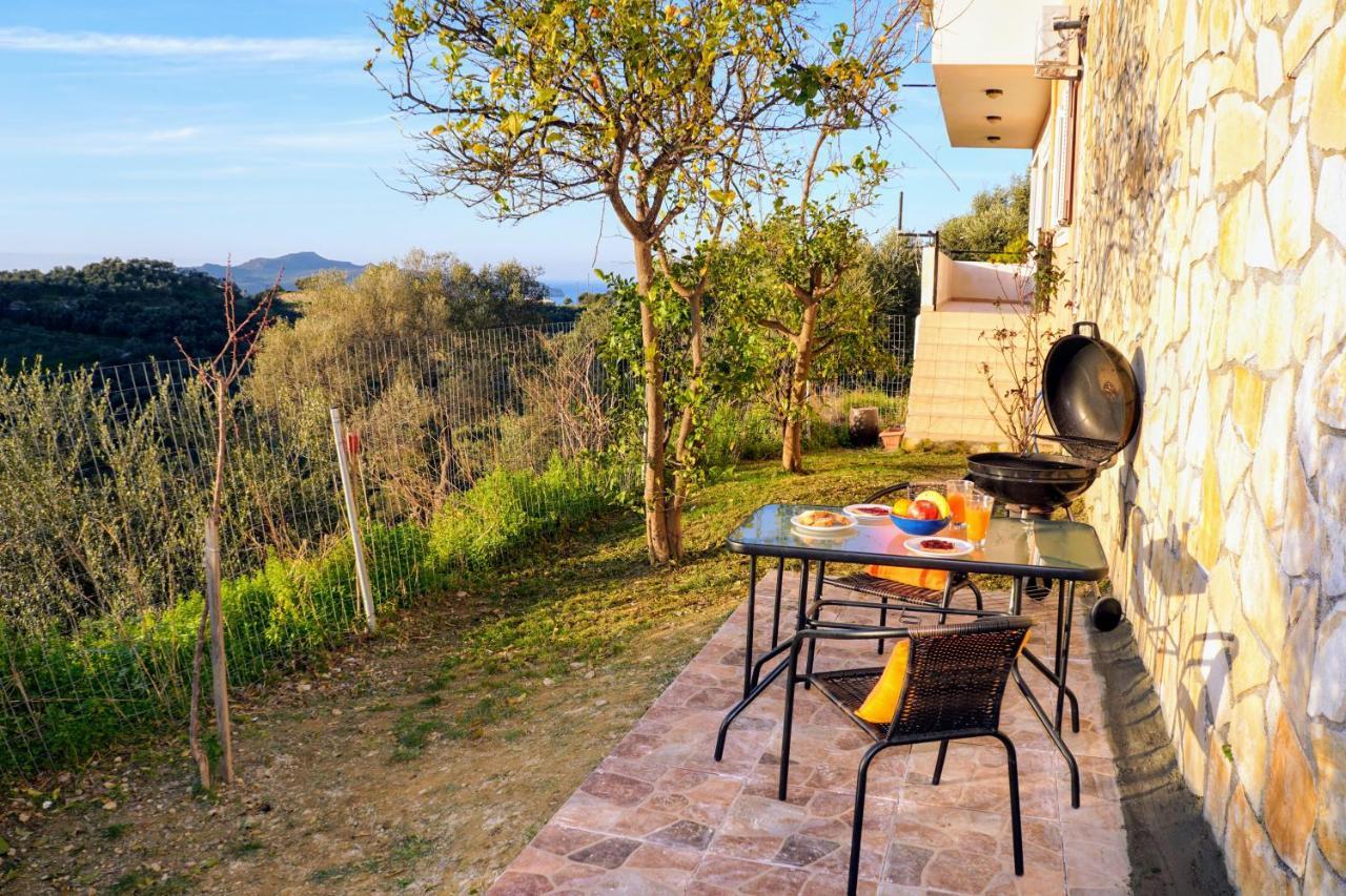 Olive Tree Hillside Apartment ستالوس المظهر الخارجي الصورة